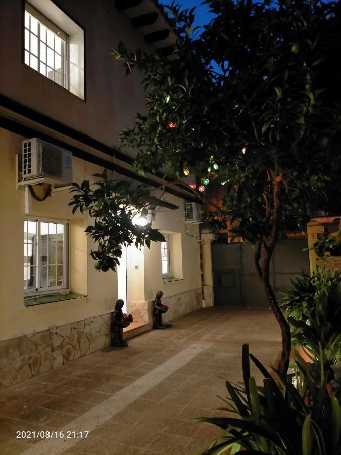 Casa Flores Del Mediterraneo Бадалона Экстерьер фото