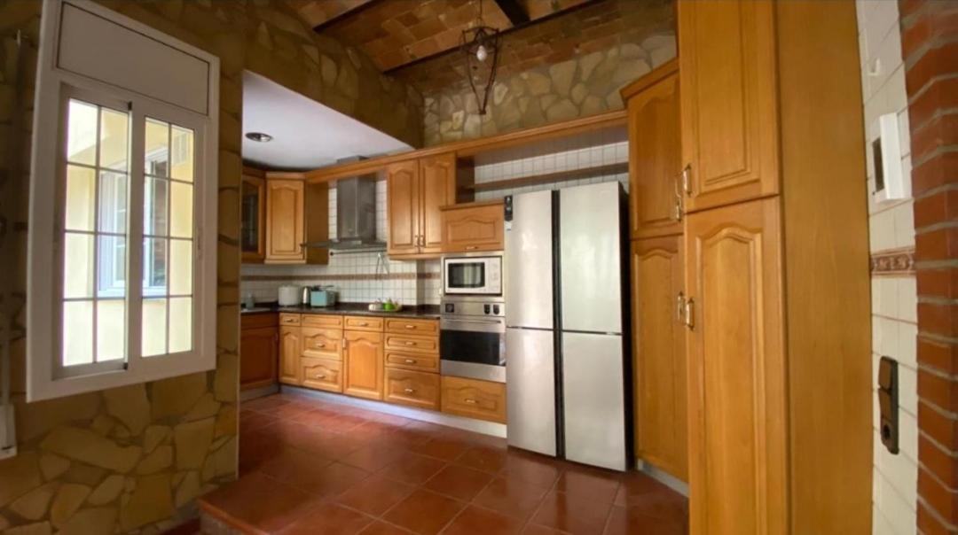 Casa Flores Del Mediterraneo Бадалона Номер фото